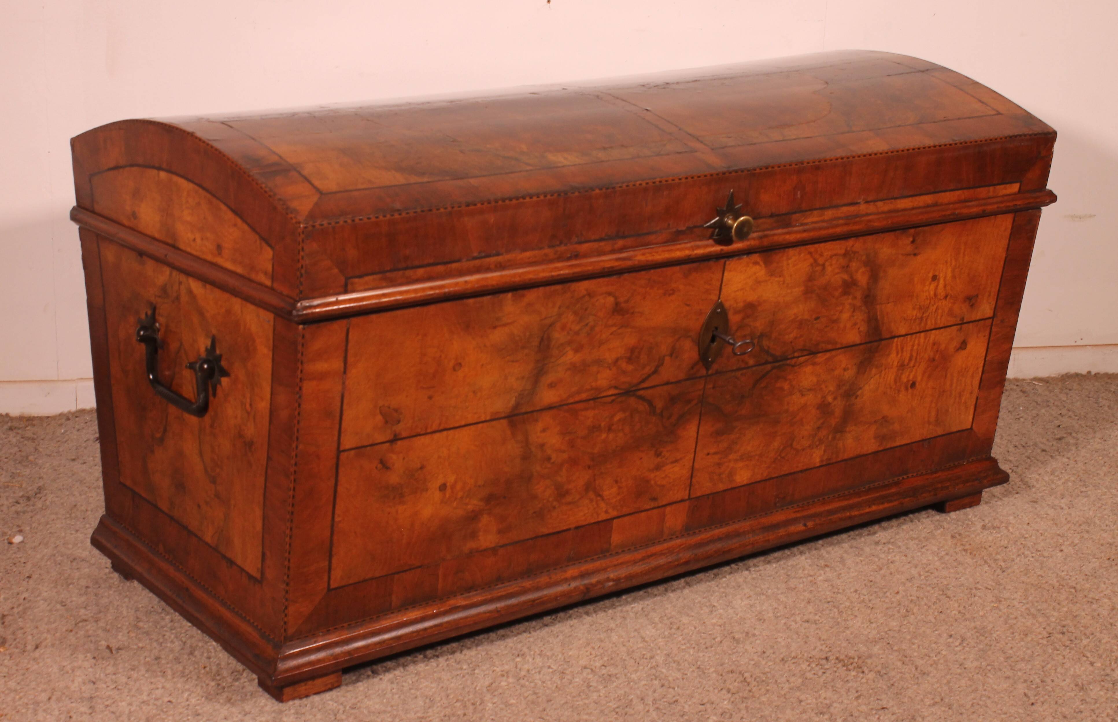 walnut and burl walnut chest - 18th century