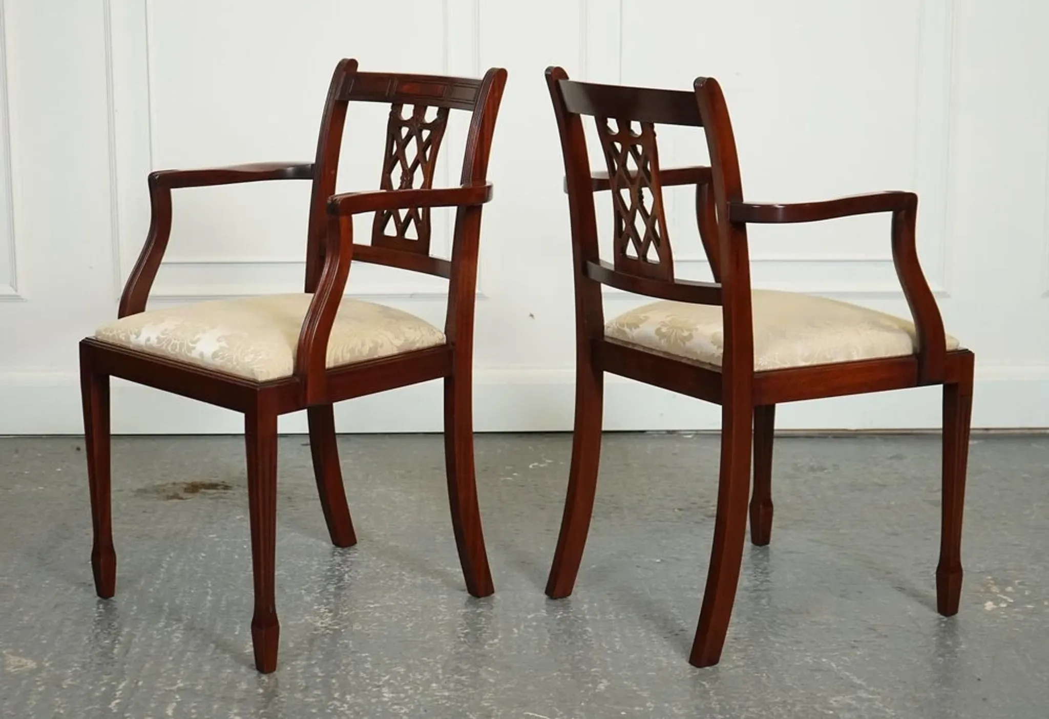 Chaises de Salle à Manger Hepplewhite avec Sièges Rembourrés Crème de Bevan Funnell, Set de 5