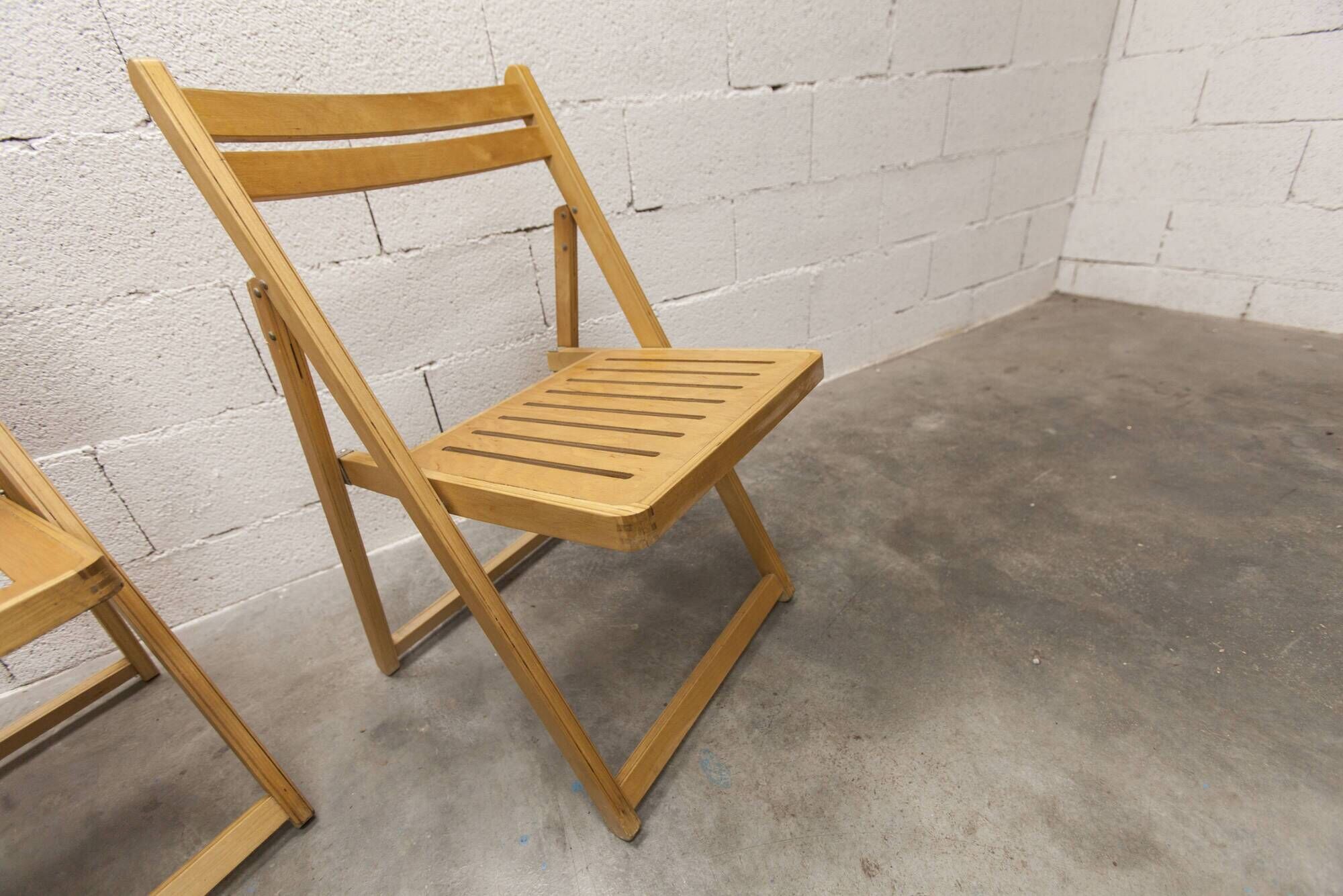 Paire de chaises pliantes Ikea 1970 couleur miel