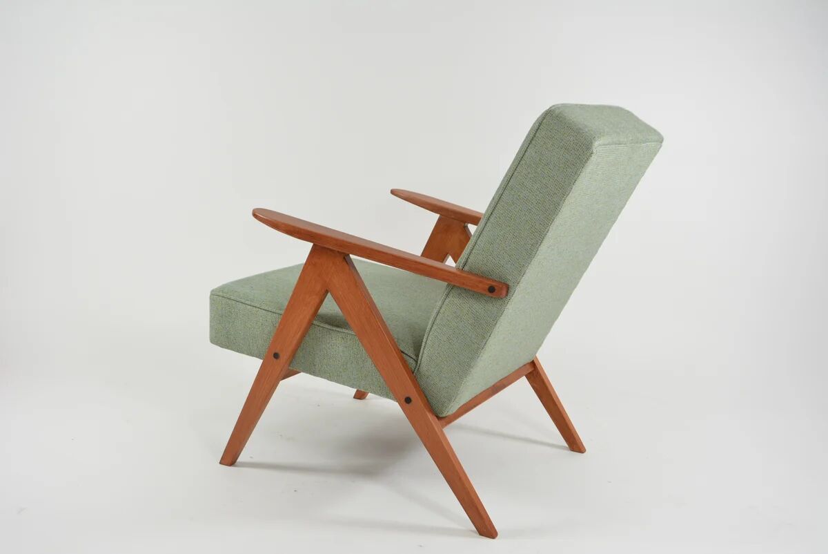 KOMPAS armchairs in light green mottled fabric