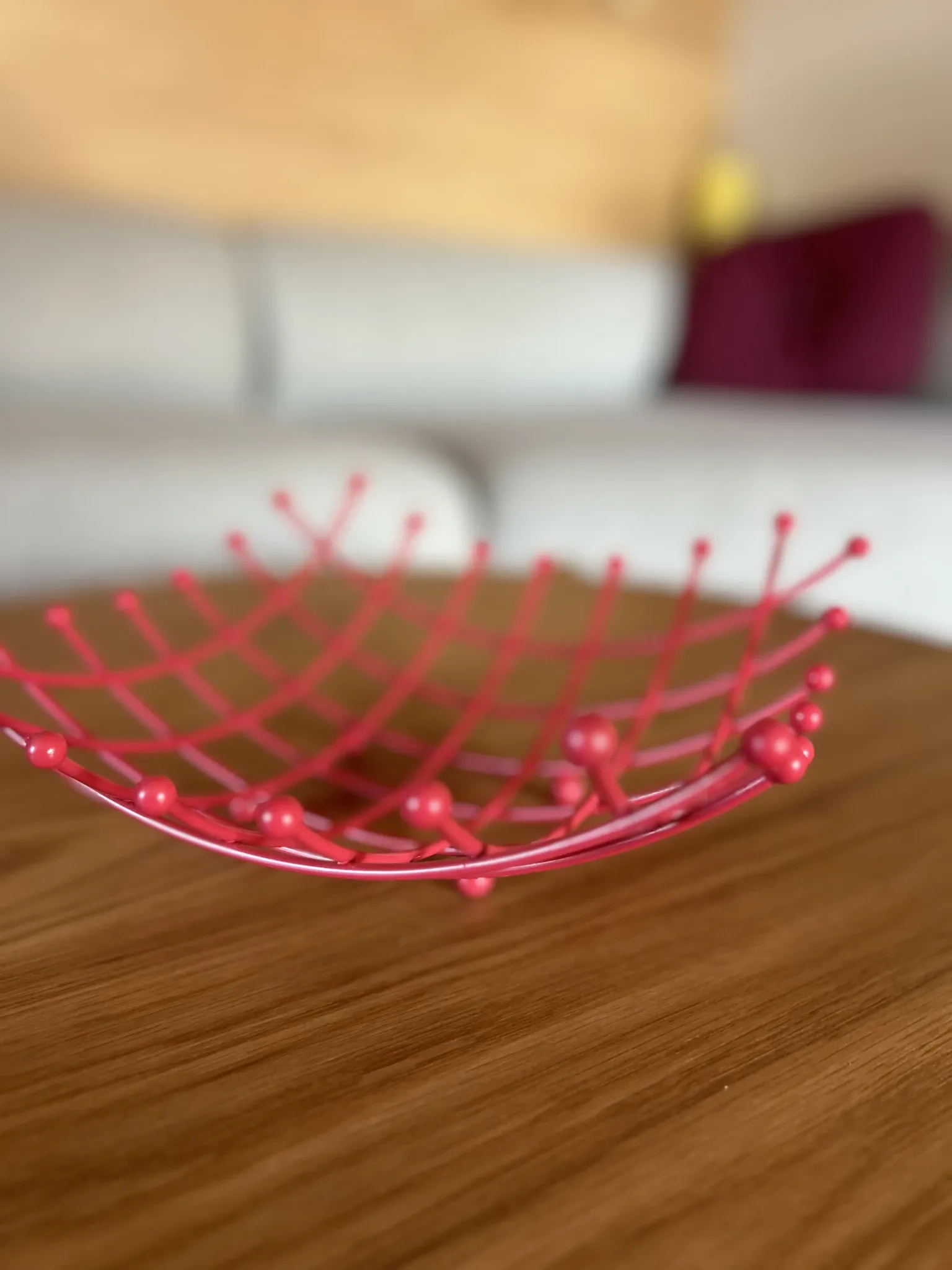 Coupe à fruits métal rouge fuchsia Trådig IKEA Ehlén Johansson