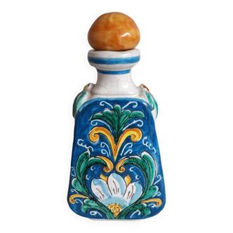 Artisanal earthenware flask