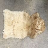 Two-coloured sheepskin