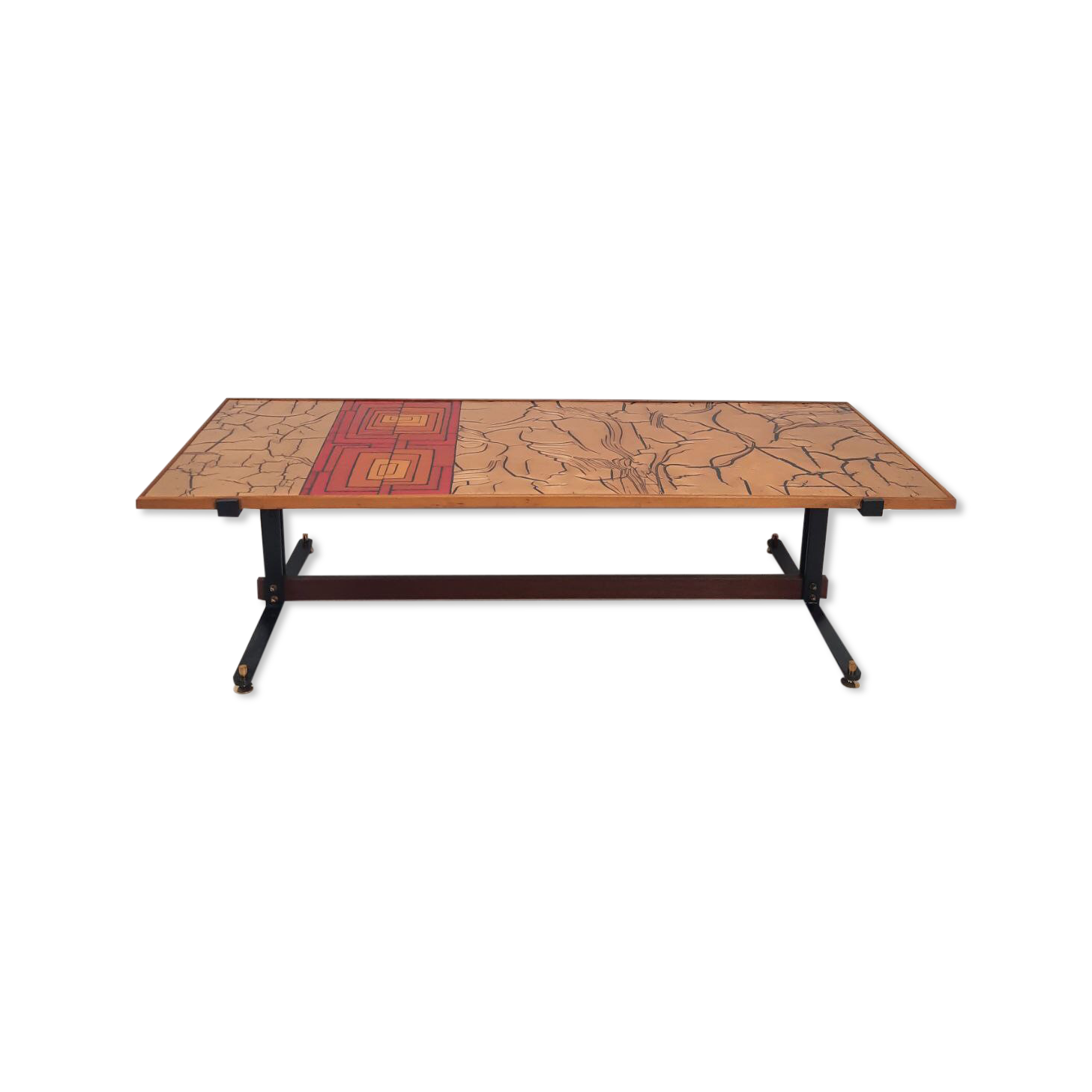 Coffee table 60s top enamelled color red and gold, metal and brass base.