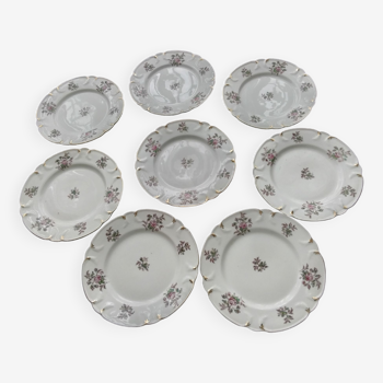 8 Antique dessert plates in Paris porcelain