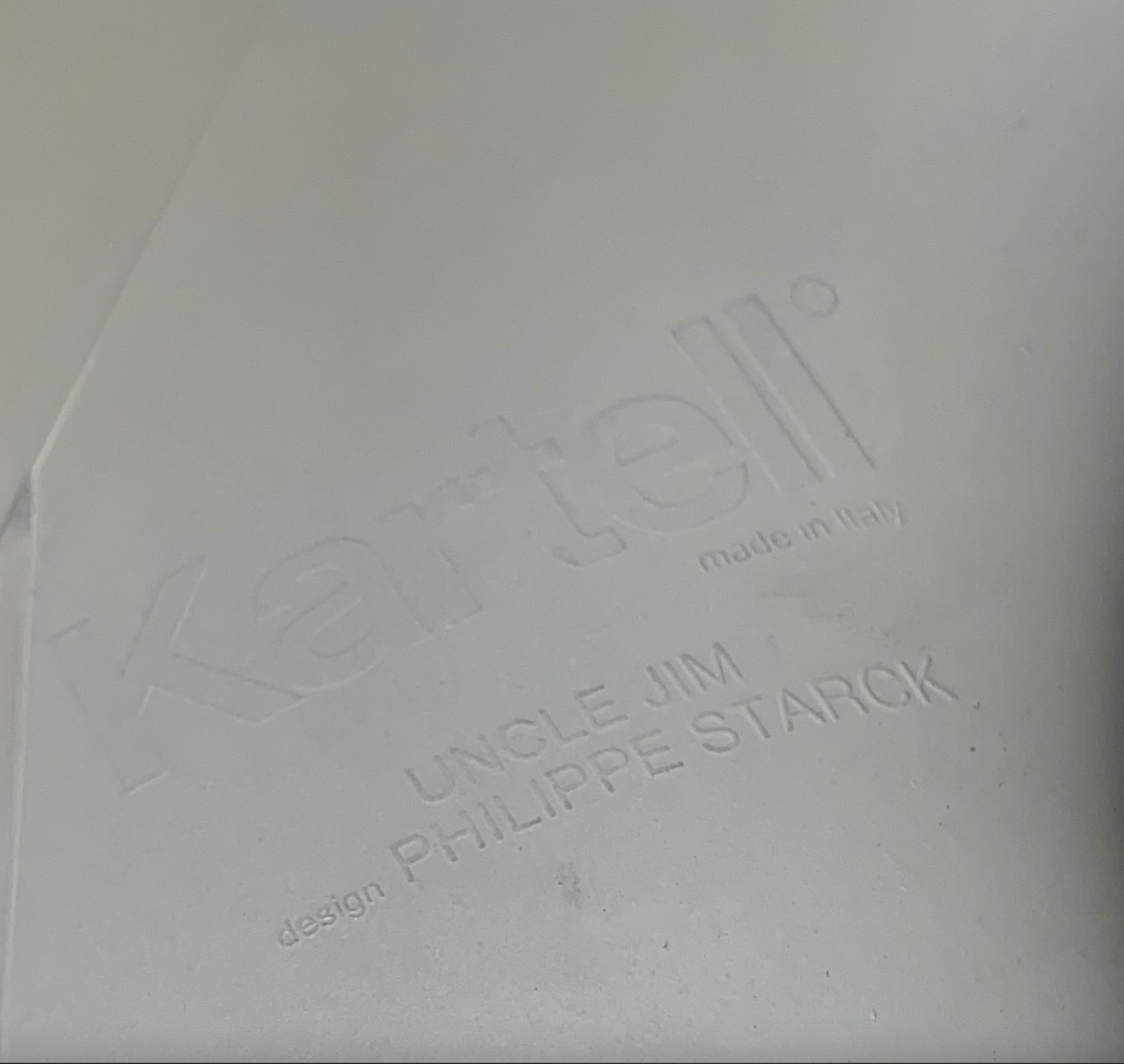 Fauteuil « uncle Jim » par Philippe Starck