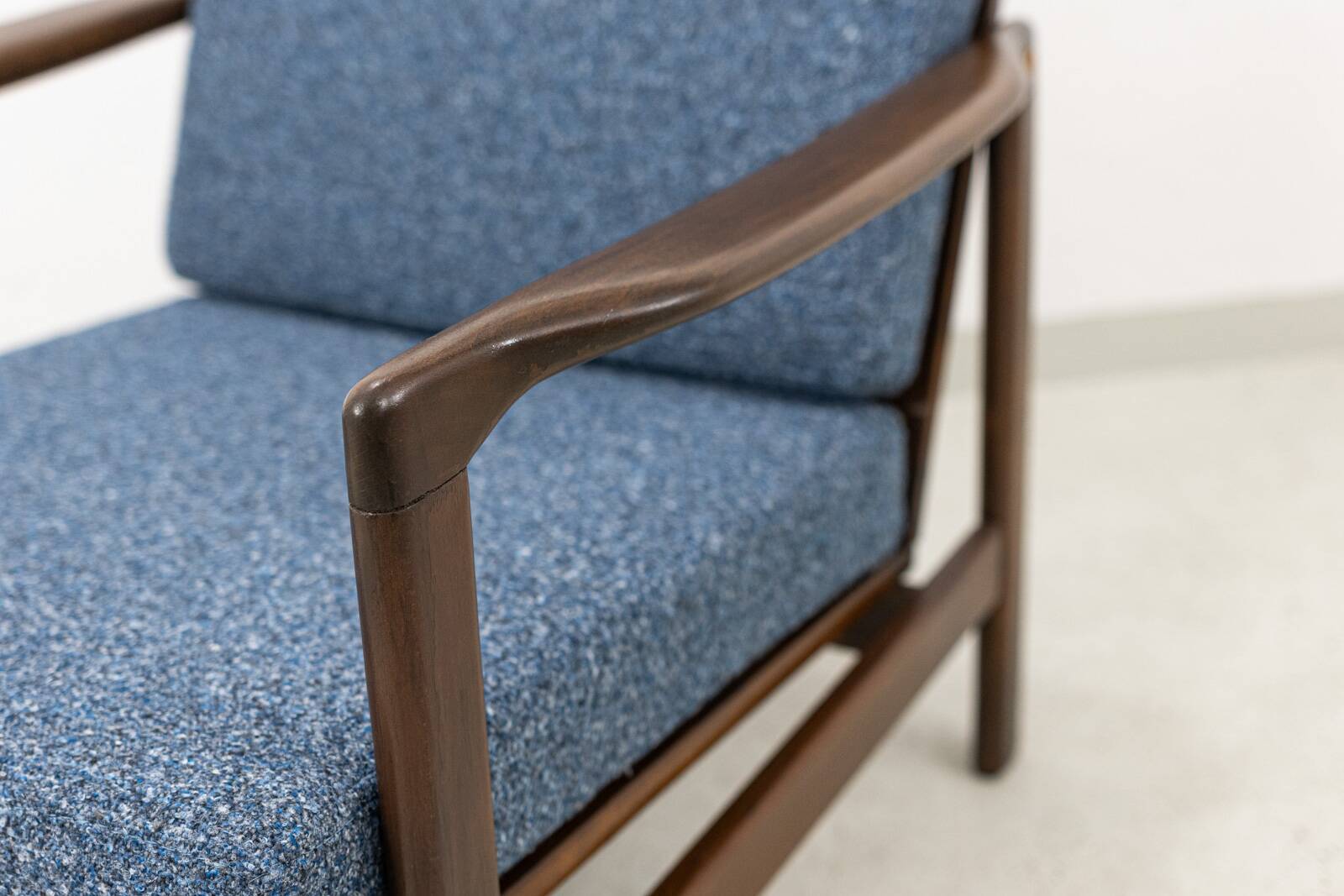 Fauteuil des années 60 par Zenon Bączyk, Pologne.