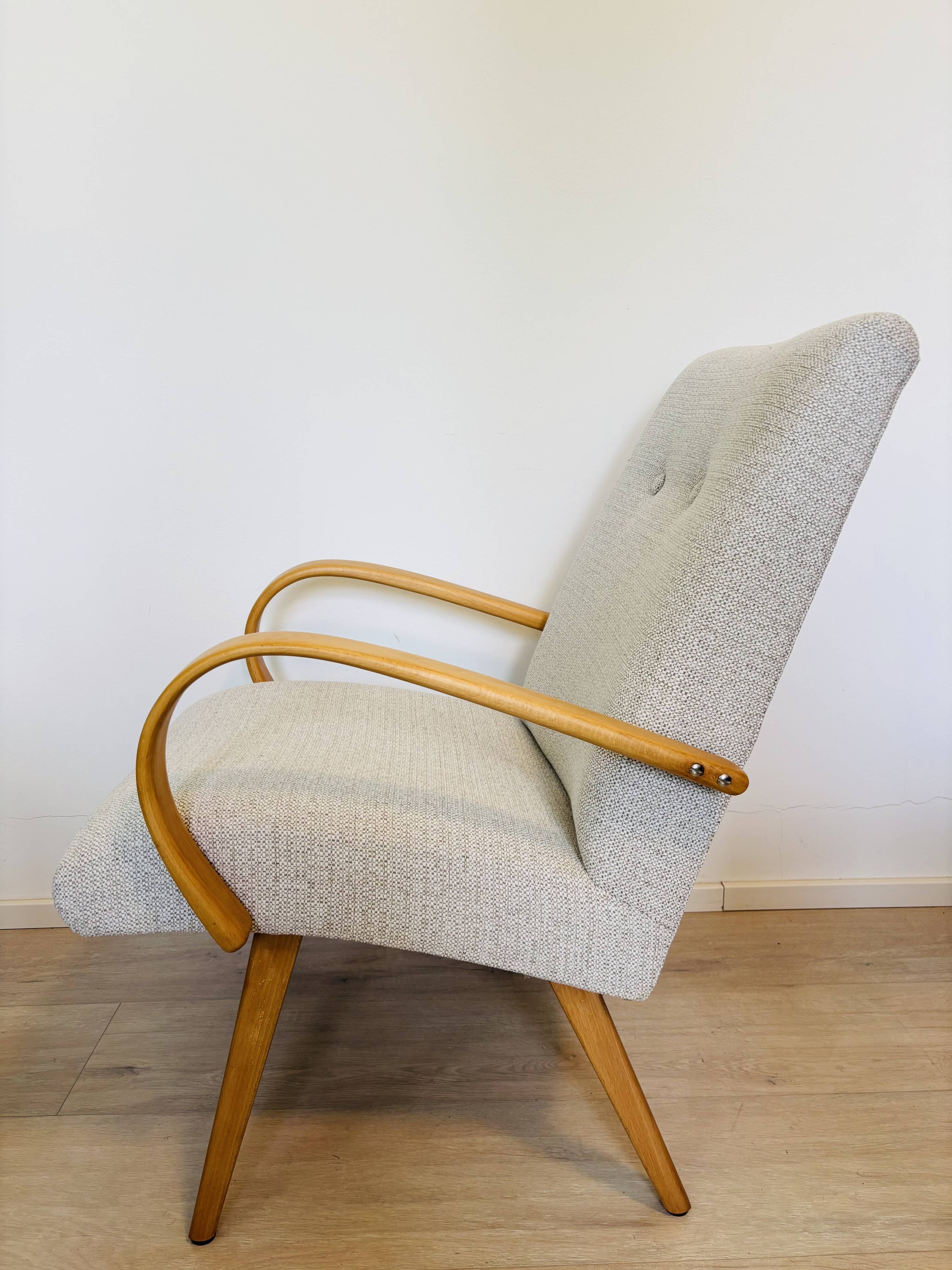 Fully Restored Mid-Century Armchair by Jaroslav Smidek for Ton, Czechoslova