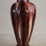 Vase with two slip handles
