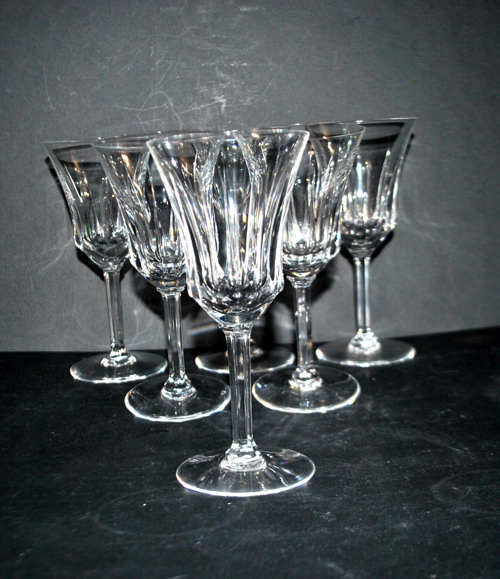 Set of 6 flared crystal wine glasses in Concorde Cerdagne style H15.2.