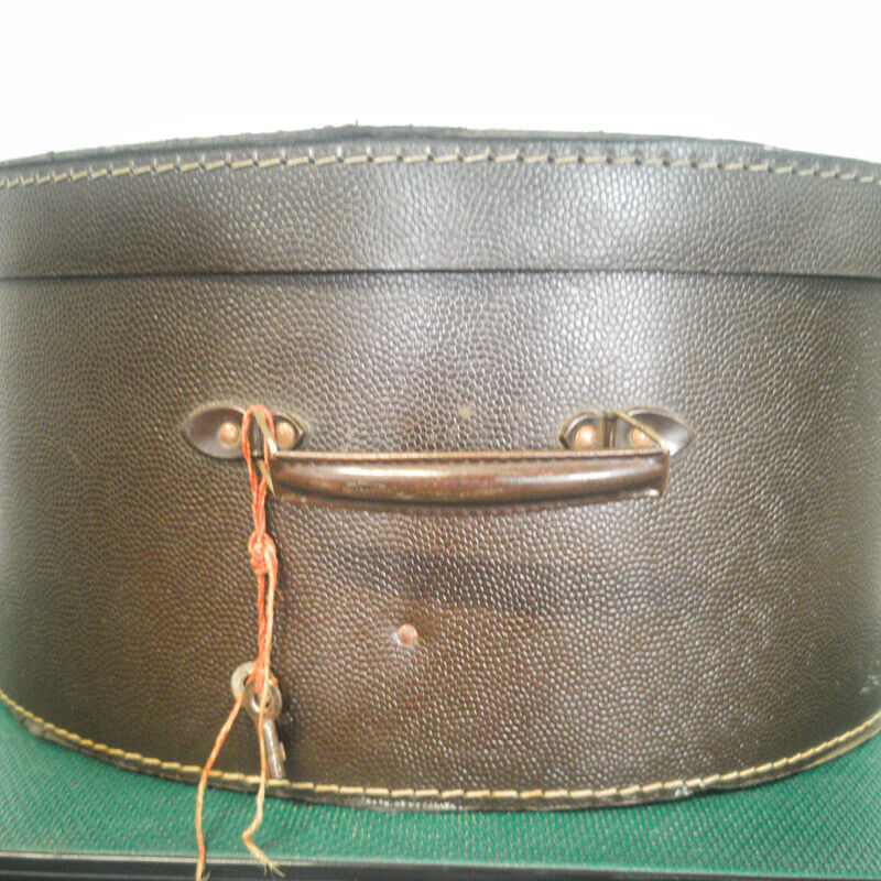 Hat box
