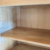 Armoire en bois massif