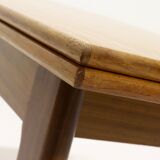 Table à manger design danois en teck extensible des années 1960