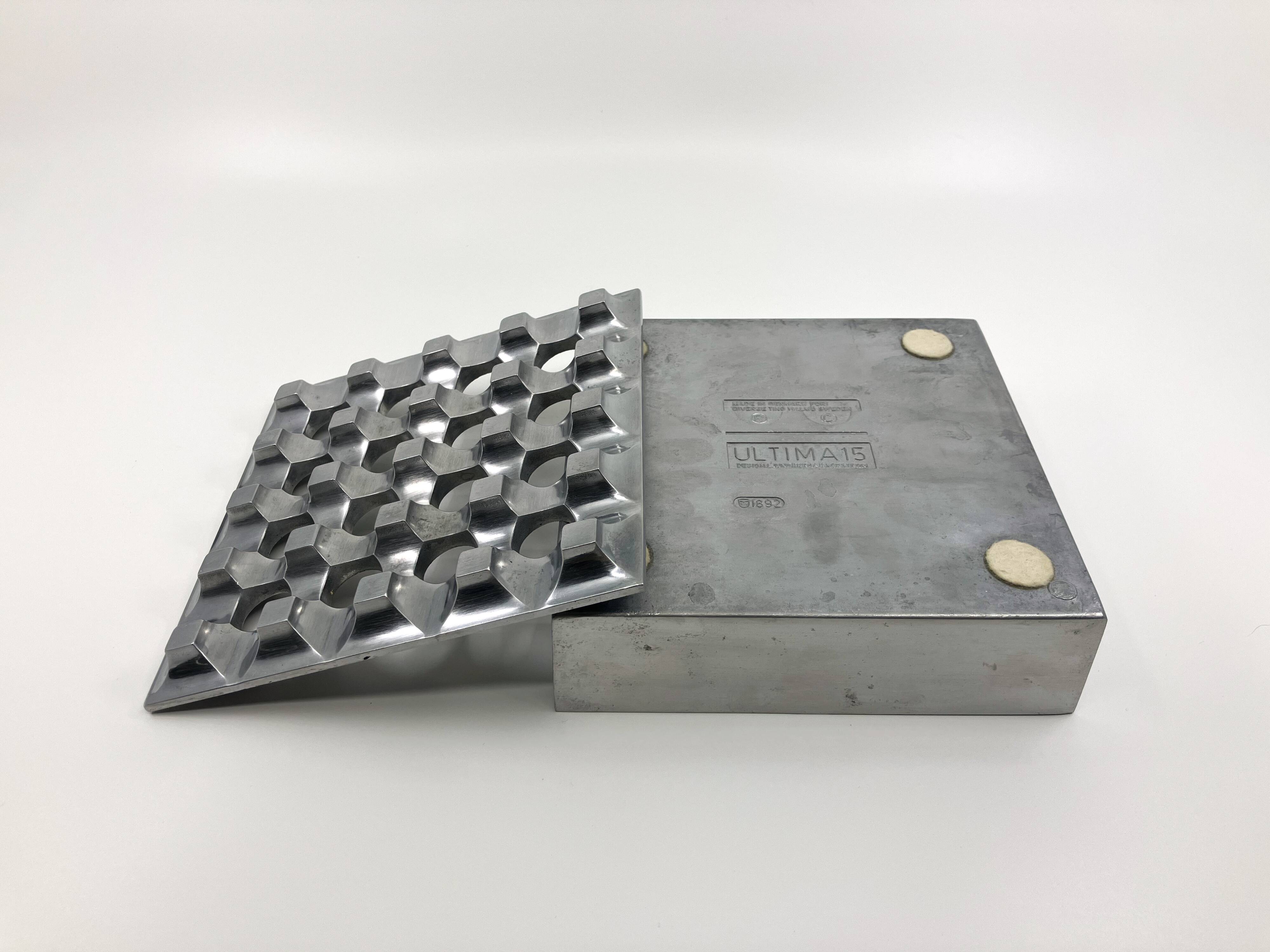 Ultima 15 ashtray • Design Ljungberg & Bäckström • 1970