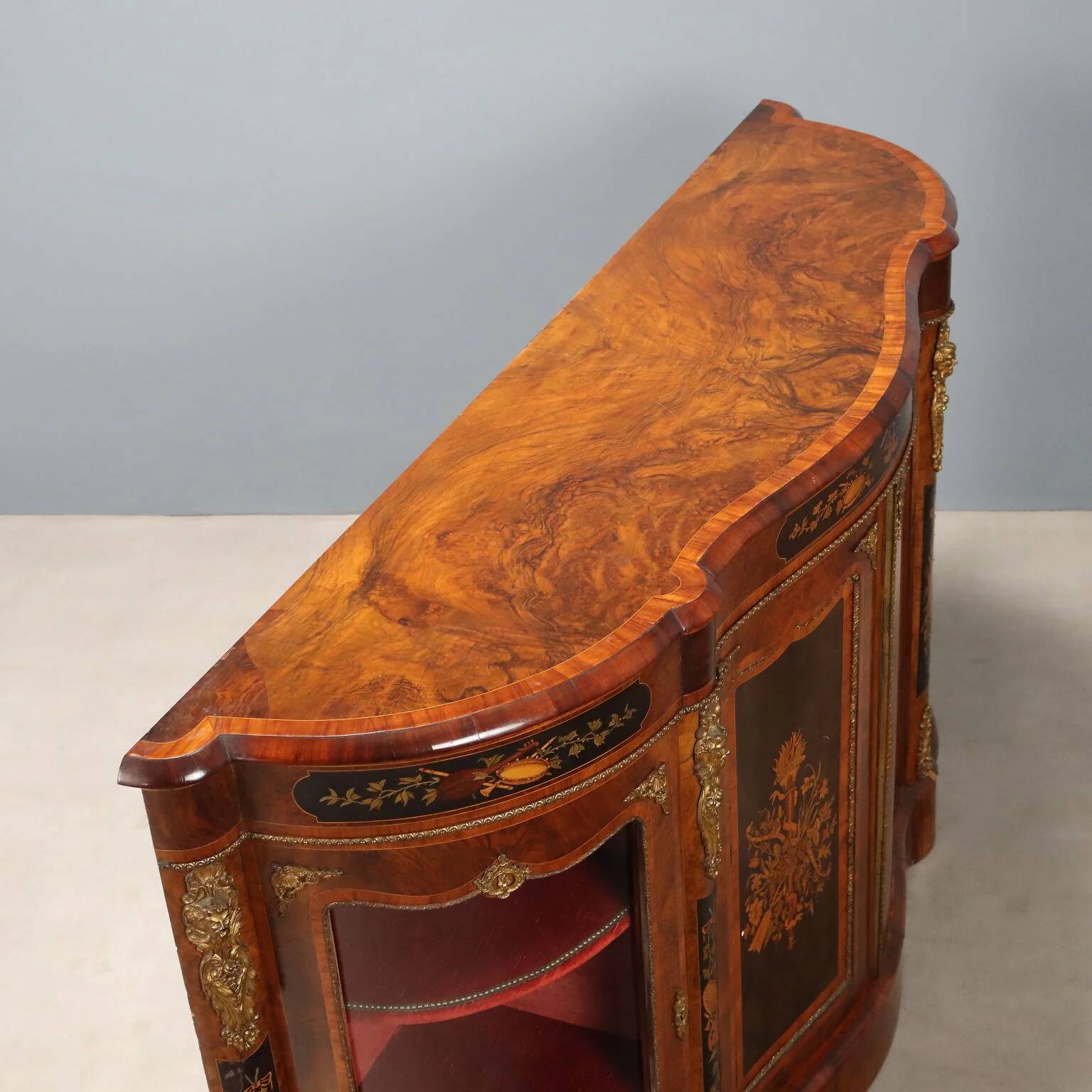 Antique cabinet in various types of wood, United Kingdom, 19th century.
