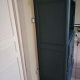 Storage cabinet