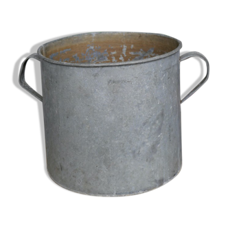 Cache pot en zinc