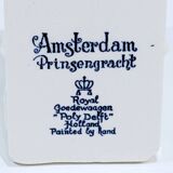 Miniature ceramic house of the Canal des Princes (Amsterdam, Netherlands). In perfect condition.