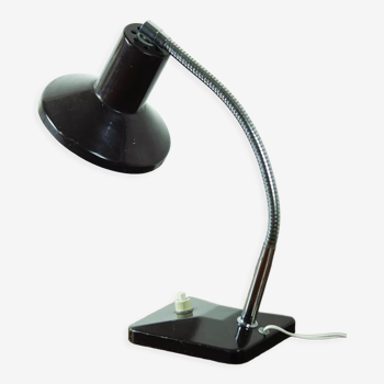 Desk lamp