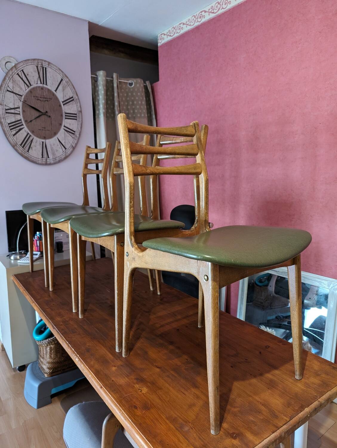 Set of 4 Stella chairs