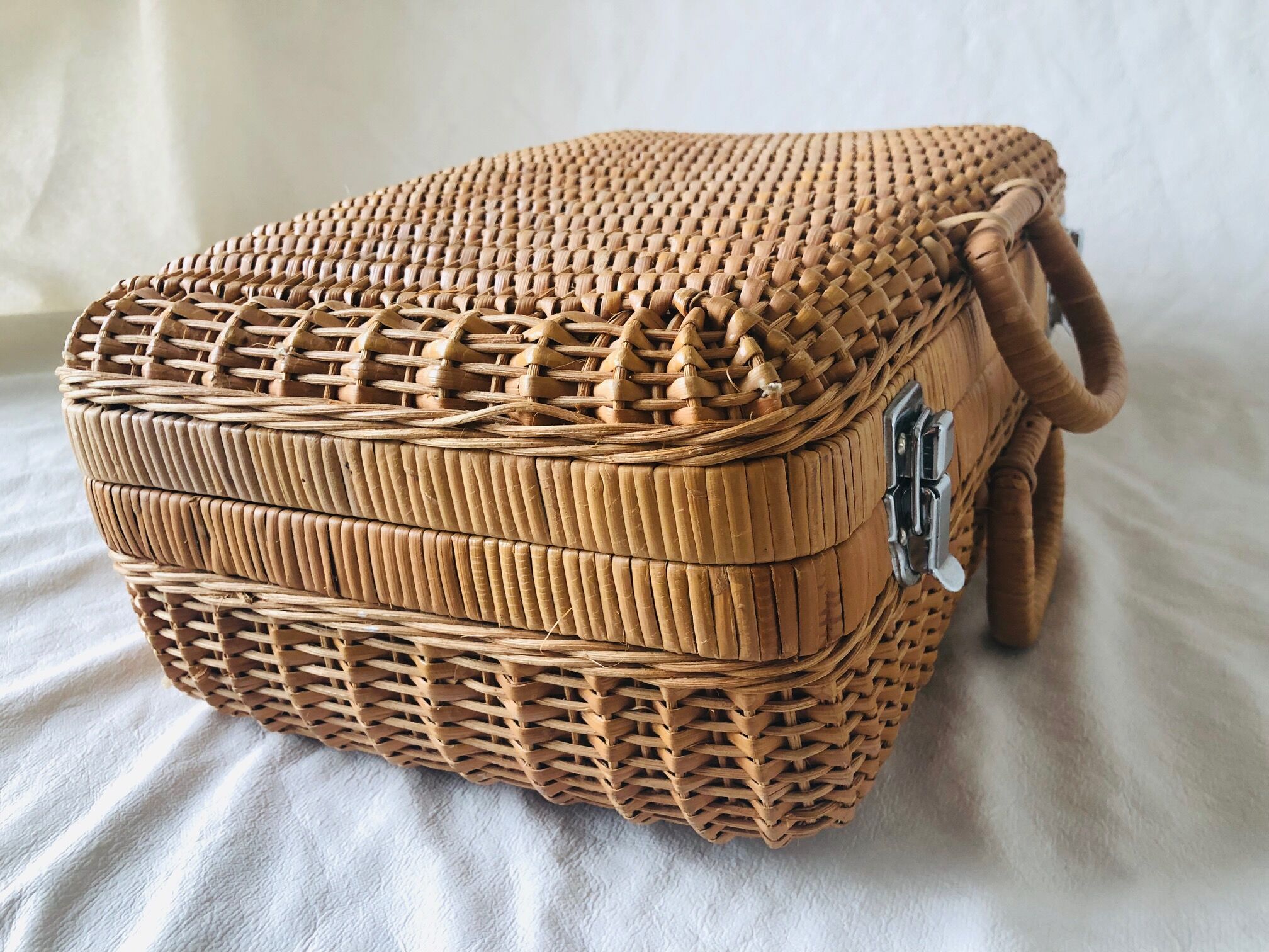 Wicker case, vintage