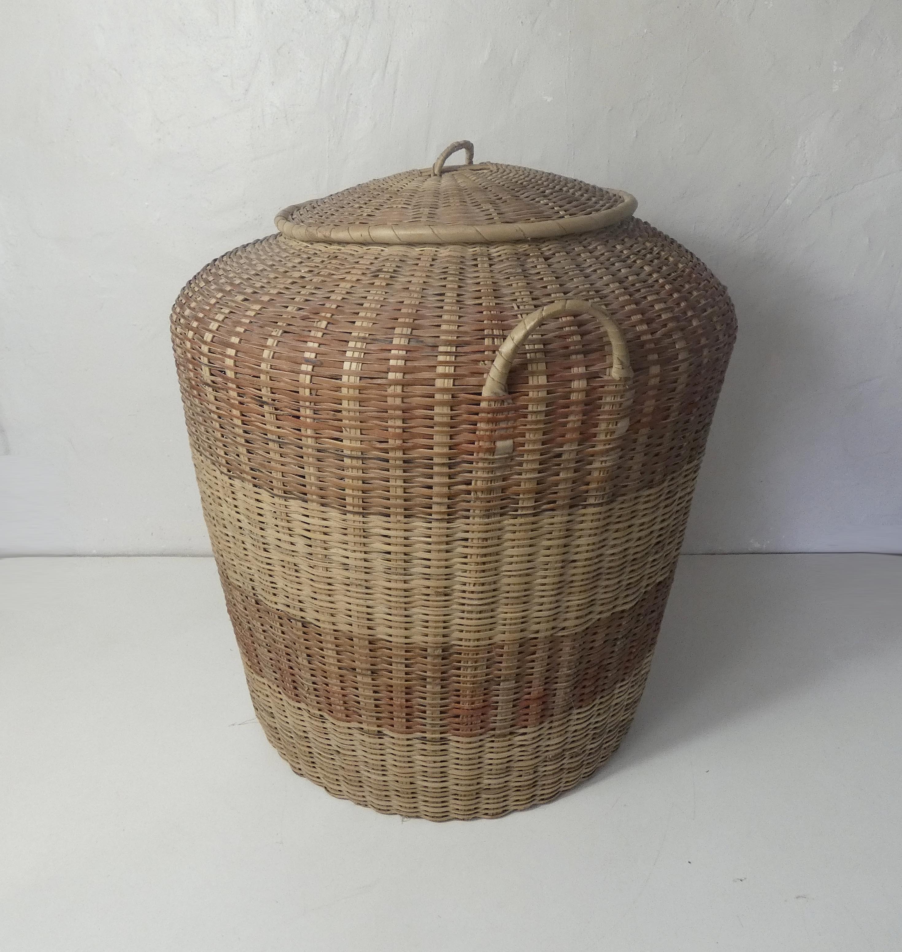 large XXL rattan pan