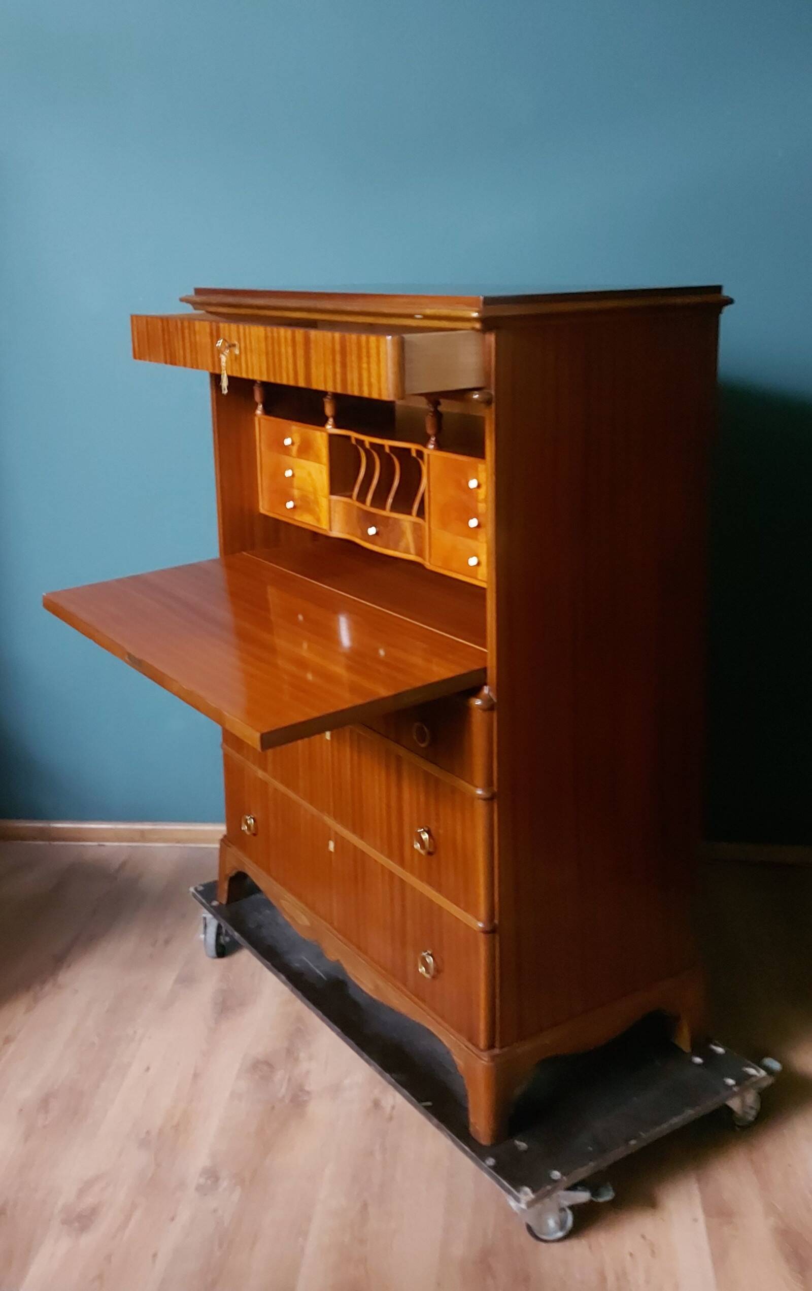 Biedermeier - High Secretary