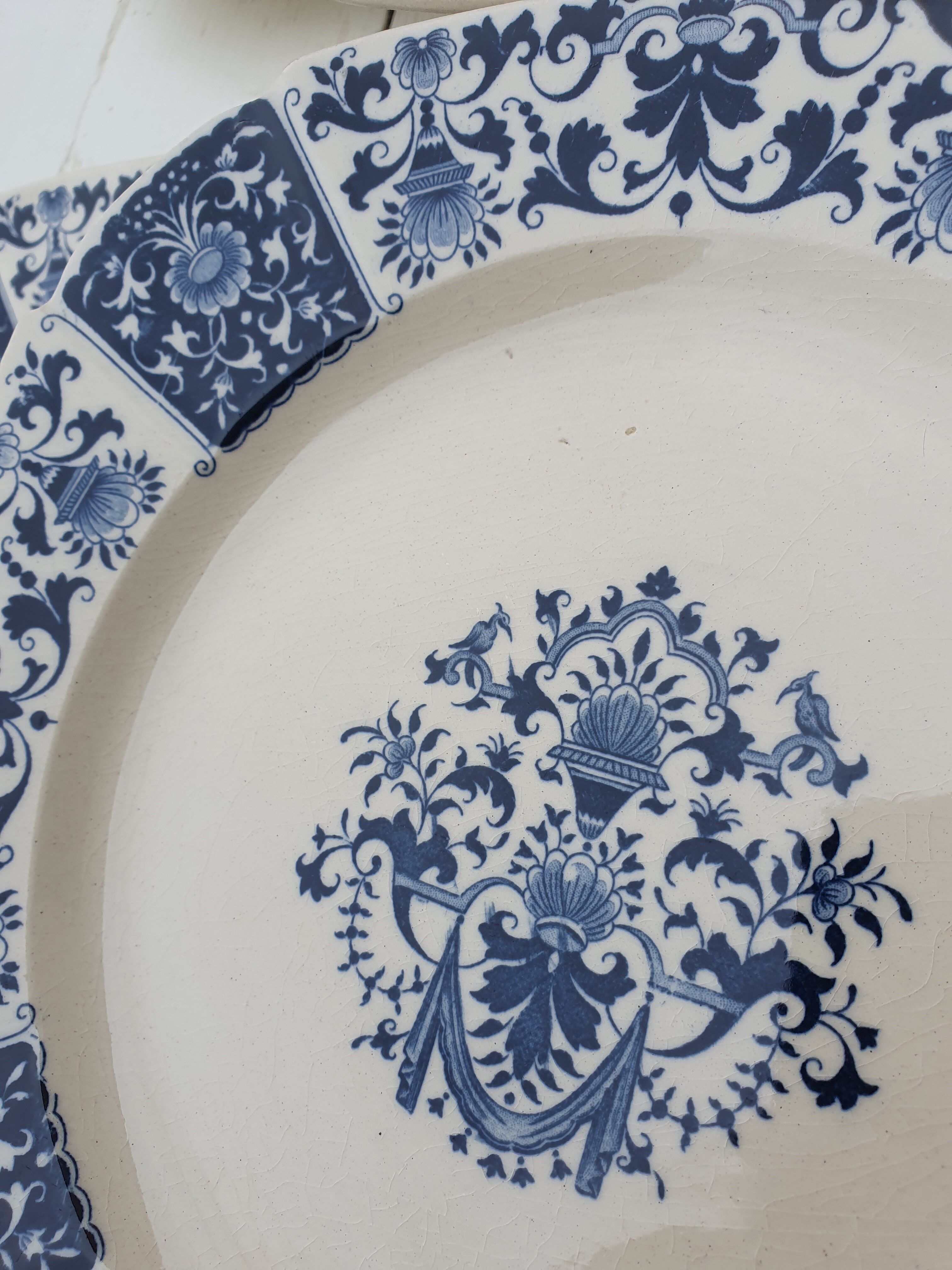 6 old earthenware plates Gien