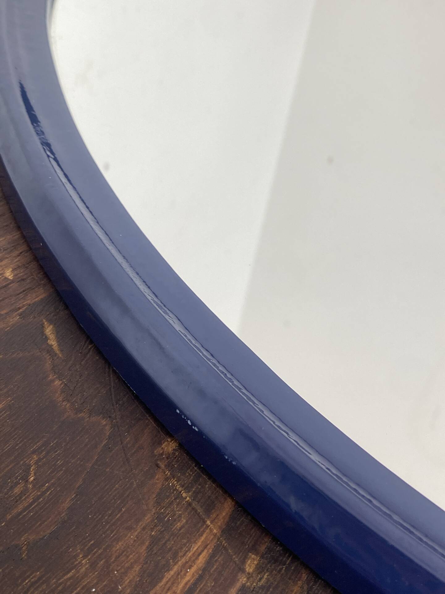 Miroir en fonte bleu nuit 