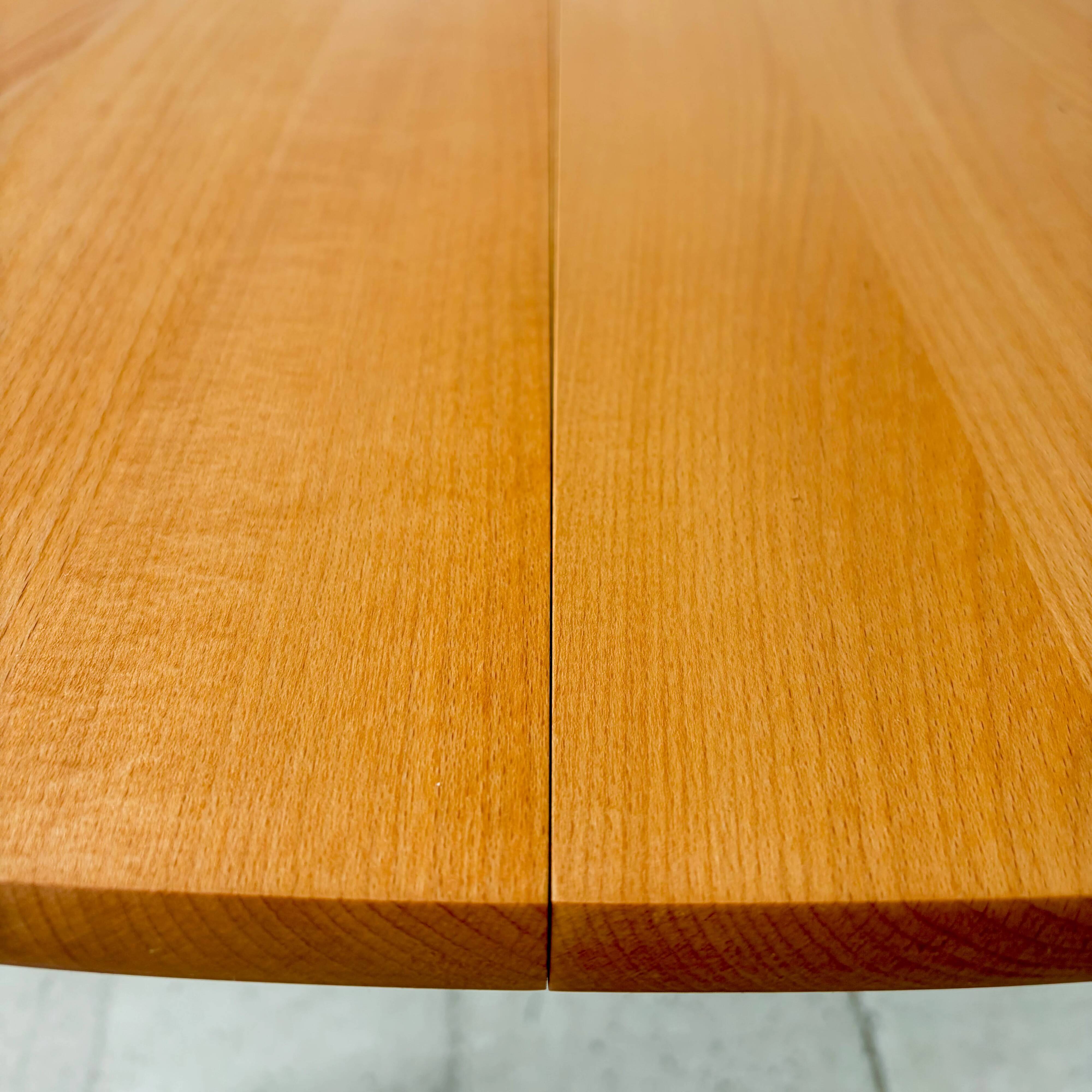 Table à manger Carl Hansen CH337 en chêne huilé