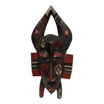 Masque en bois