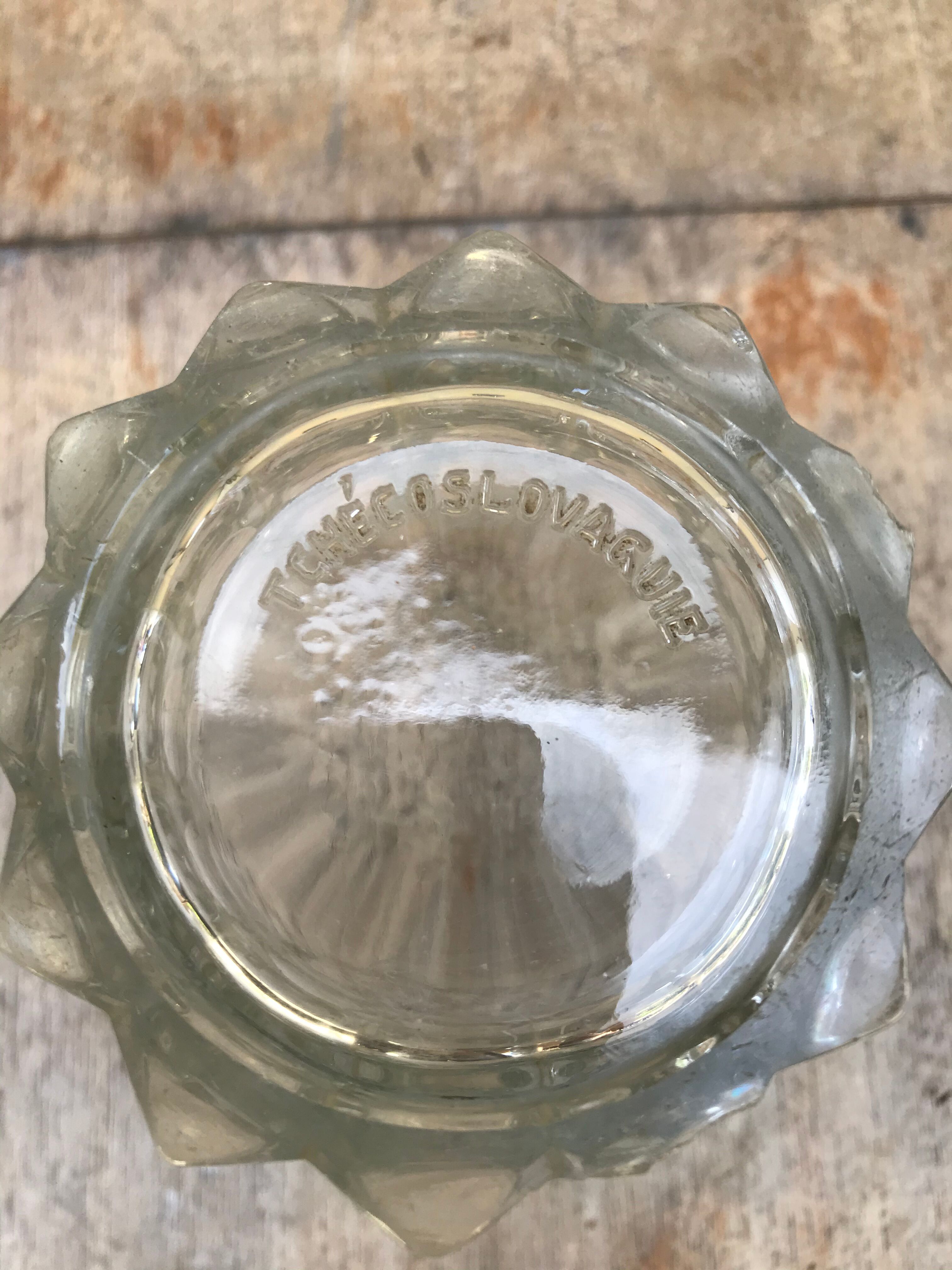 Vase en verre moulé made in Tchécoslovaquie années 70 vintage