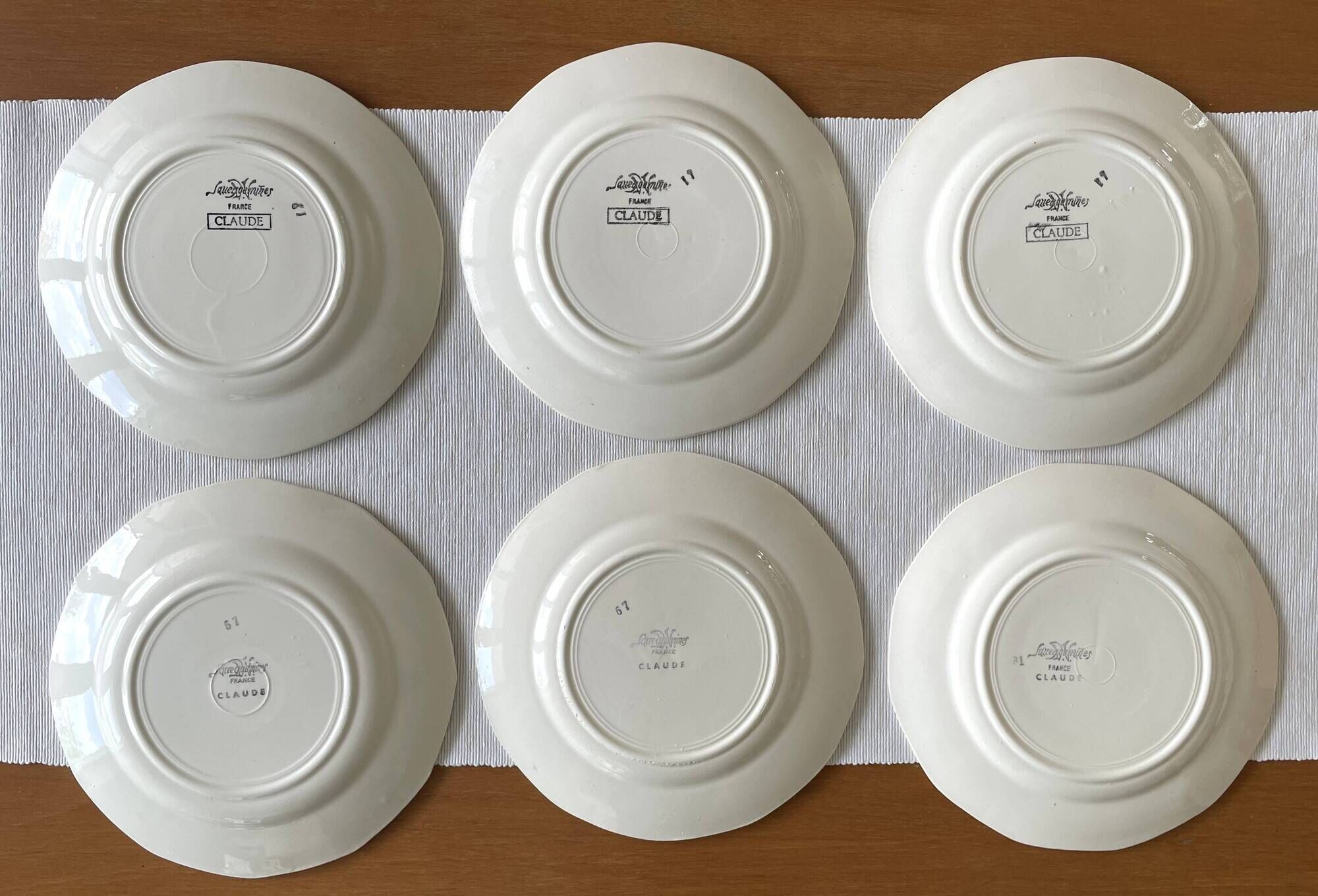 6 large flat antique plates in Sarreguemines earthenware
