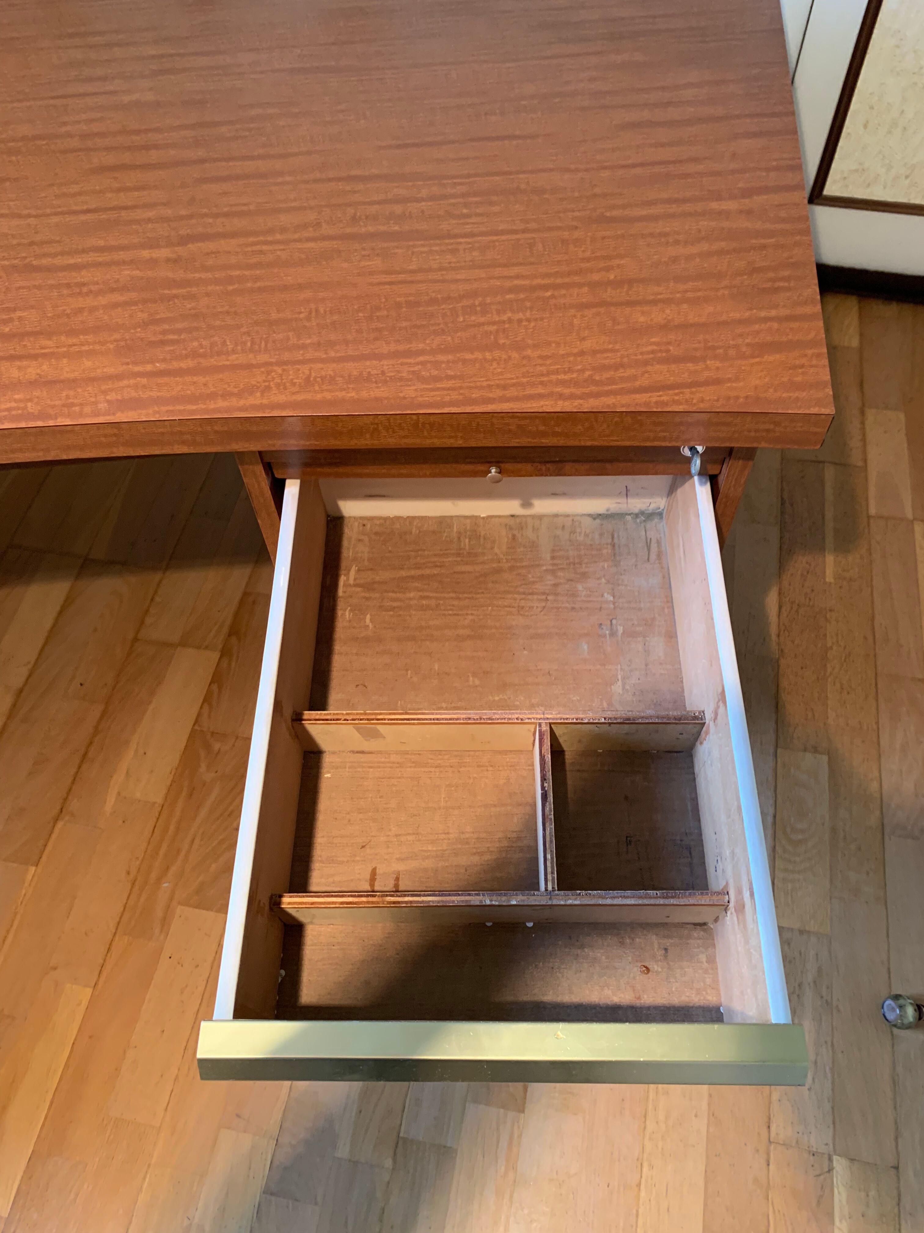 Bureau vintage