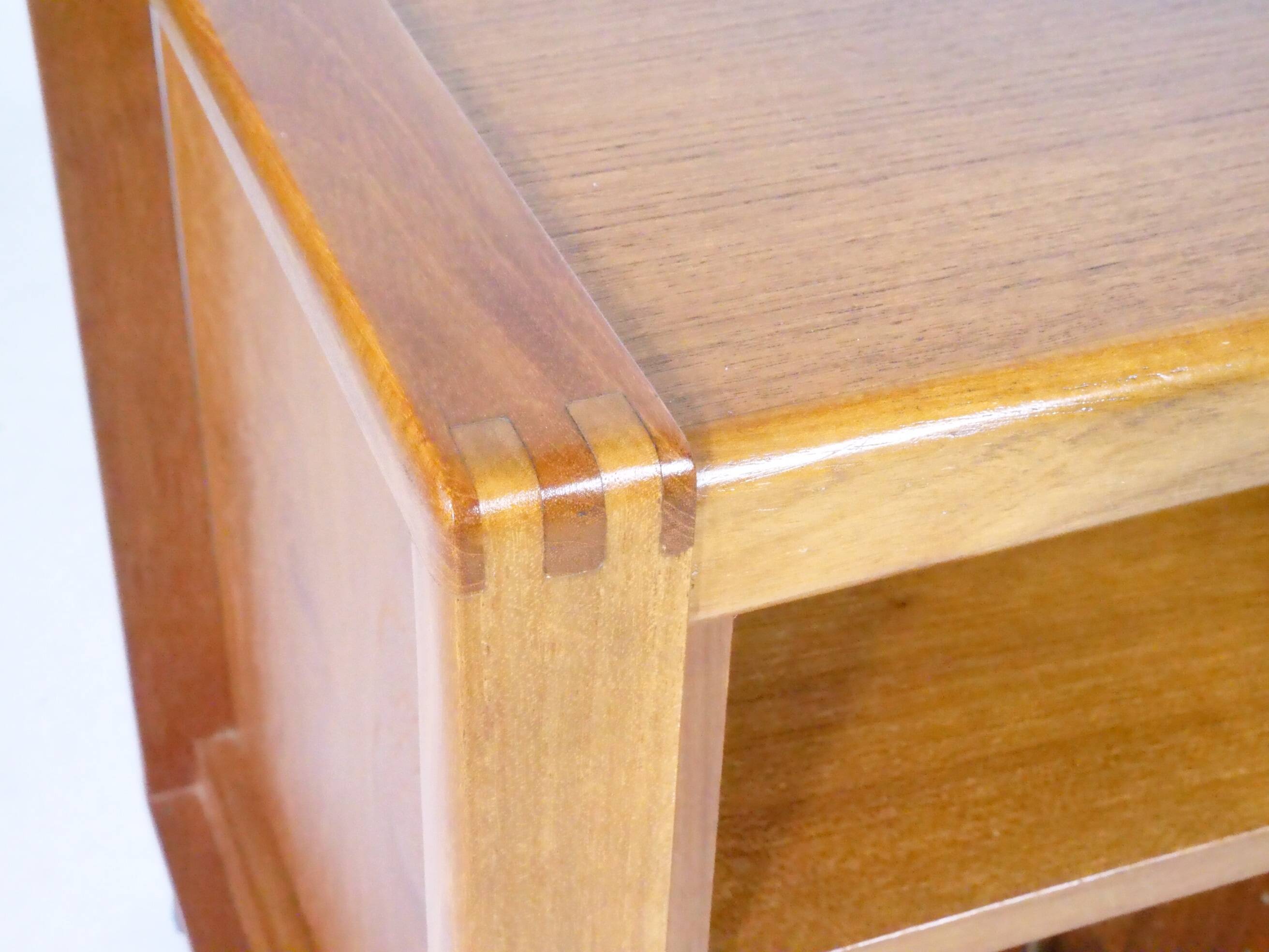 Buffet audio pour meuble phonographe design danois en teck, années 1960