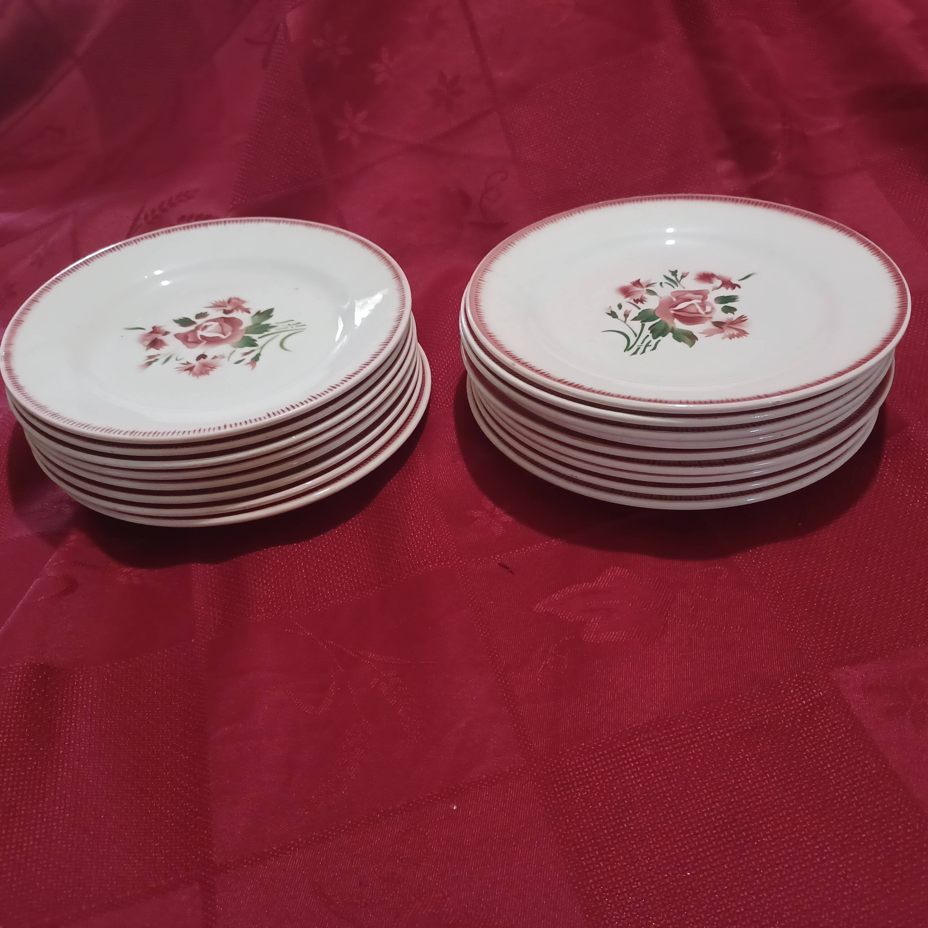 Digoin plates