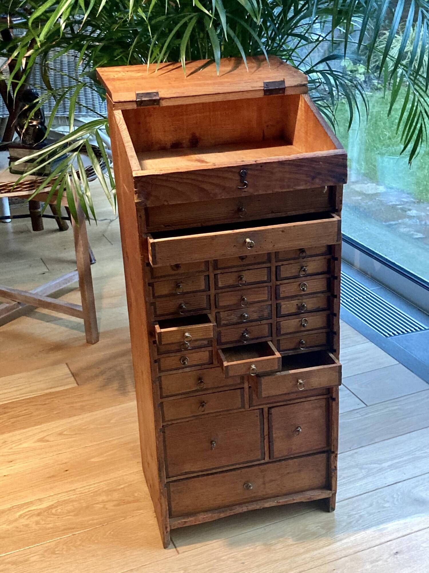 Watchmaker's/jeweler's layette - Professional furniture - Very good condition