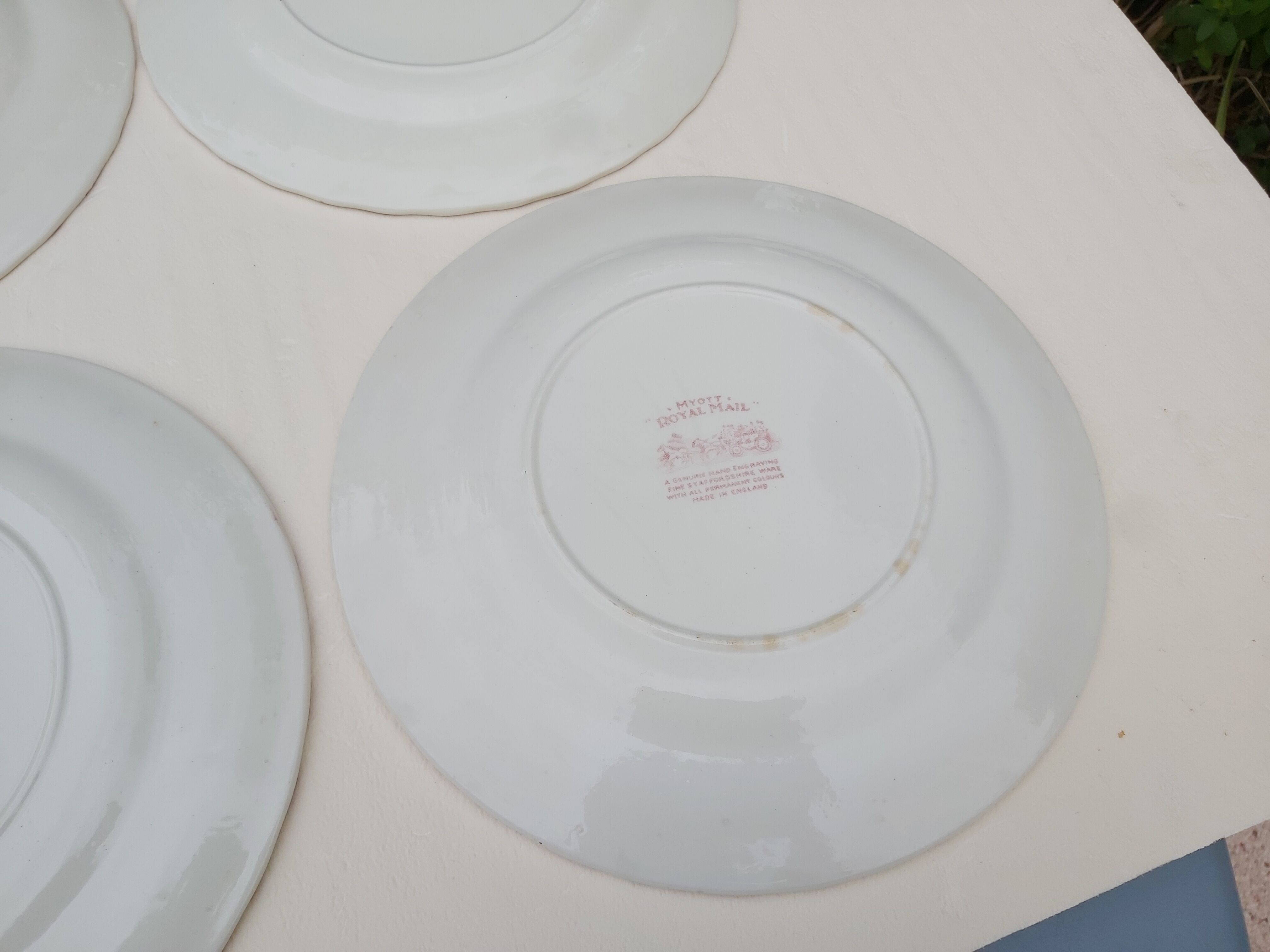 6 english flat plates Myott Royal Mail