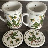 Pair of vintage infusion mugs.