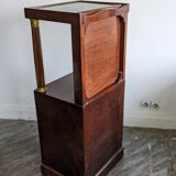 Mahogany barber
