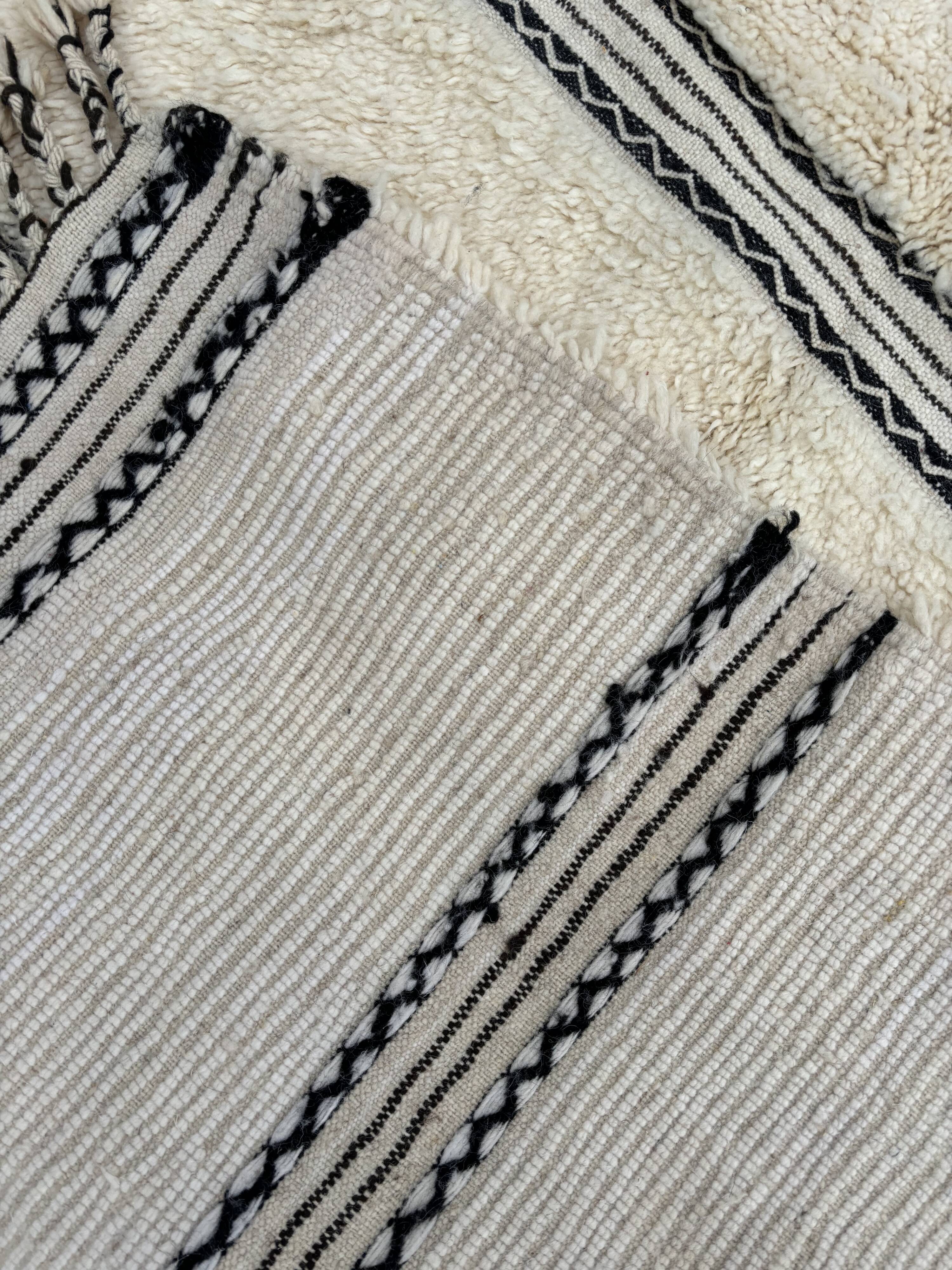 White Berber carpet in new Beni Ourain wool 160x280 cm