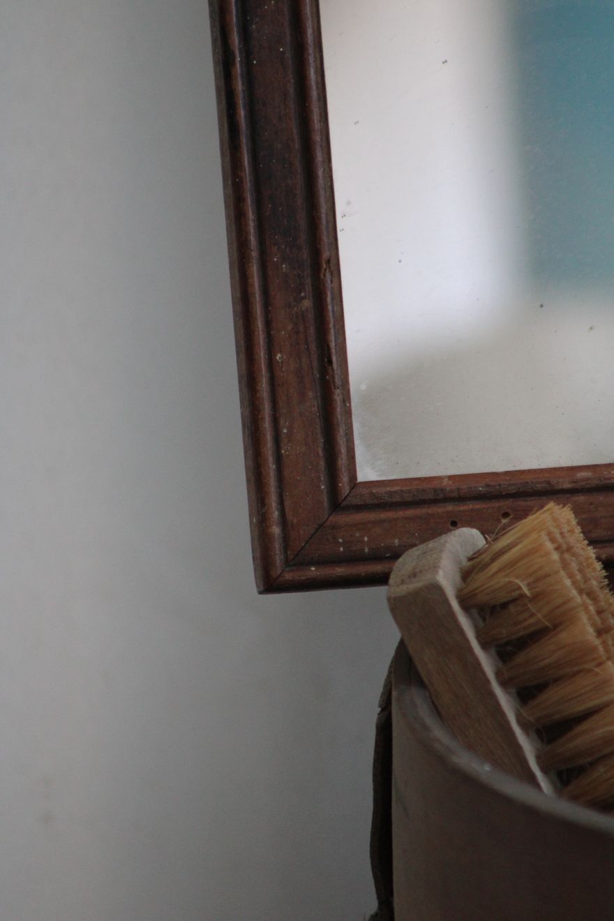 Wooden mirror