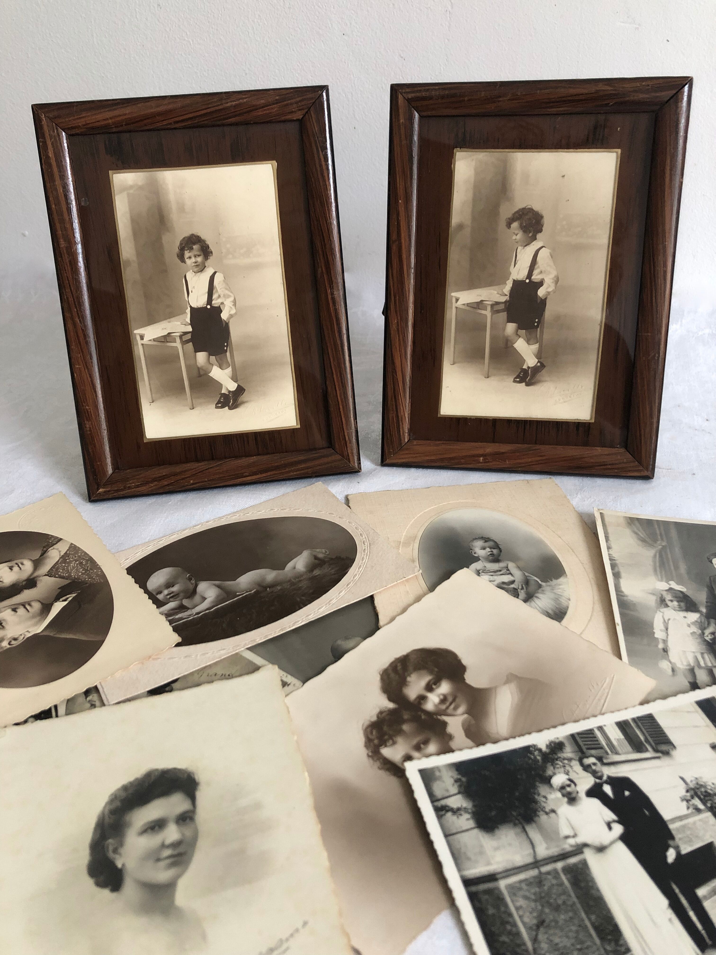 Set of two old frames