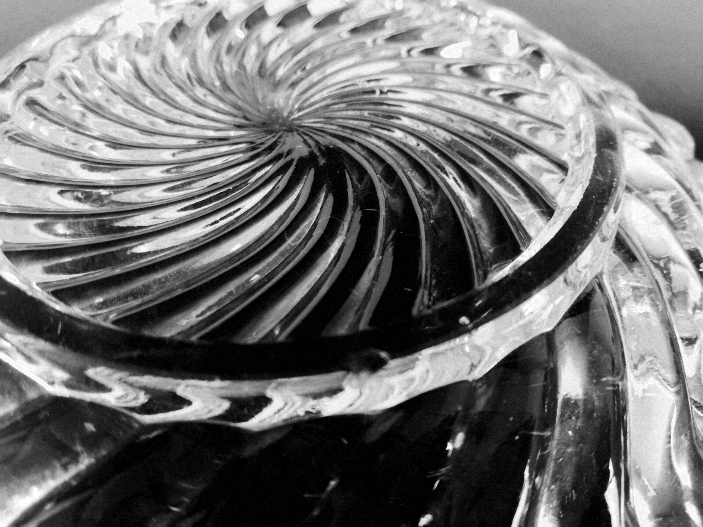 Empty crystal pocket Baccarat