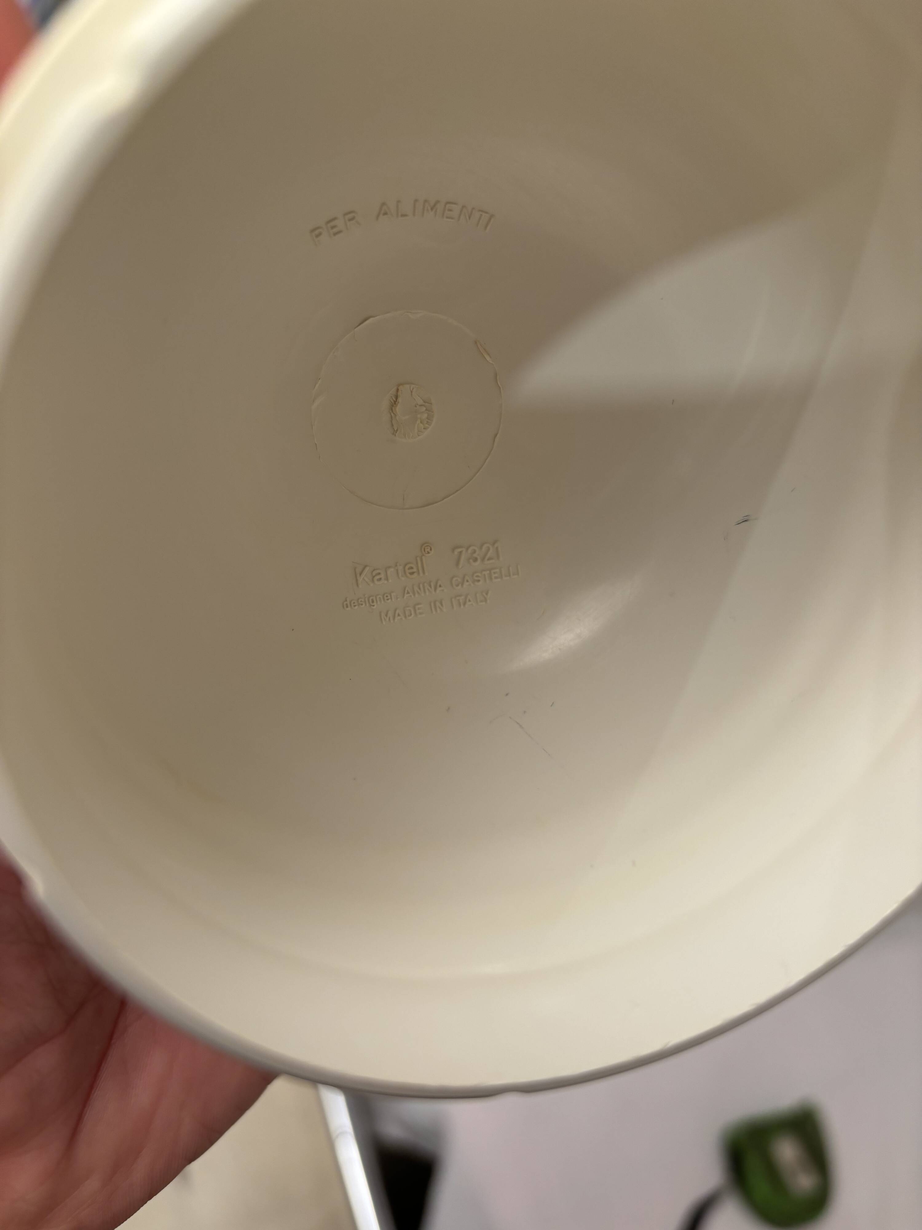 Anna Castelli, Kartell 7321, storage box, 1970