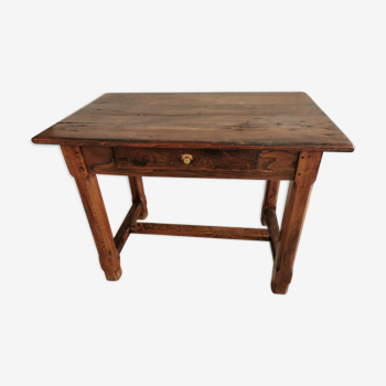 Solid wooden desk