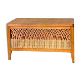Wicker chest
