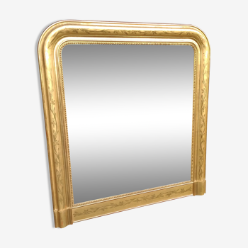 Miroir d'époque Louis Philippe doré feuille d'or 107 x 99 cm