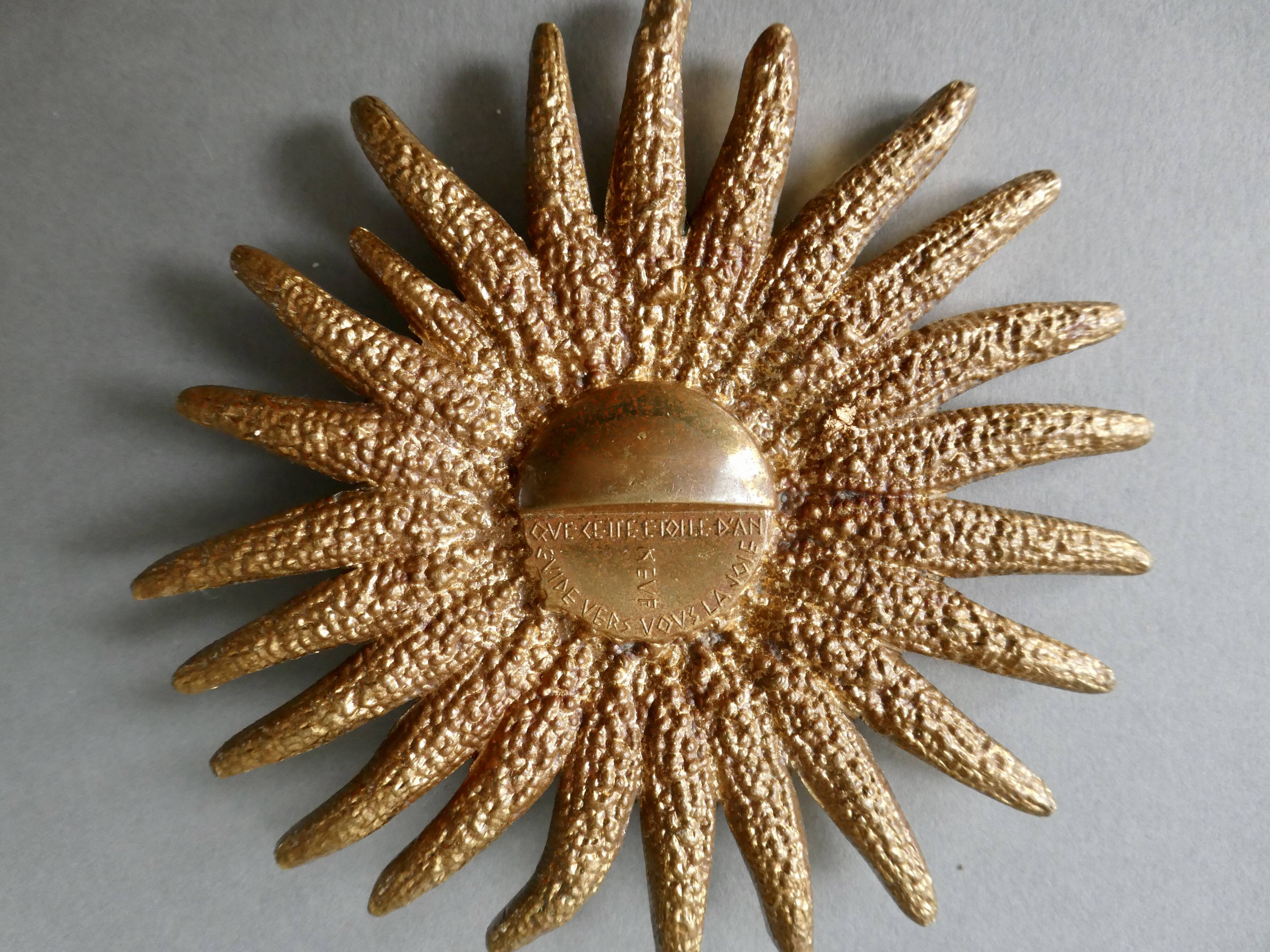 Bronze sculpture paperweight signed Roger Bezombes, 1971