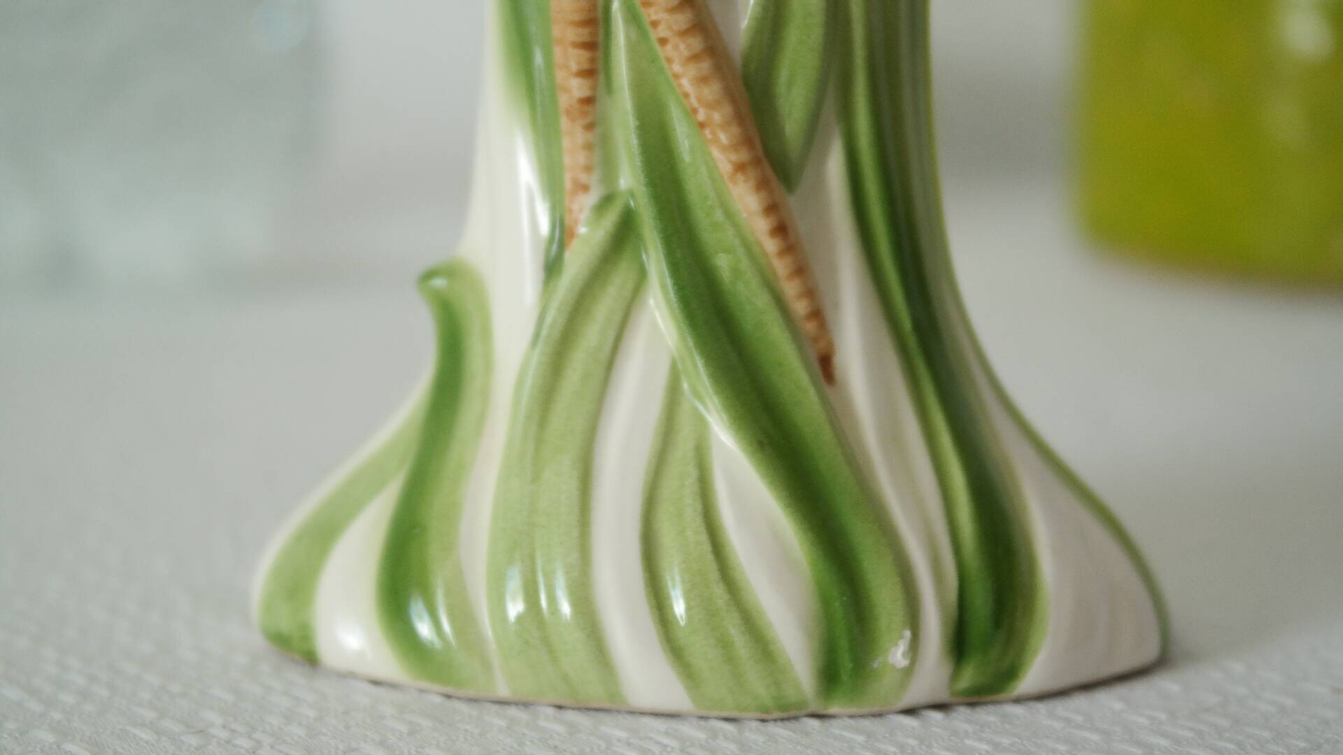 Massier style pink flamingo nature slip vase